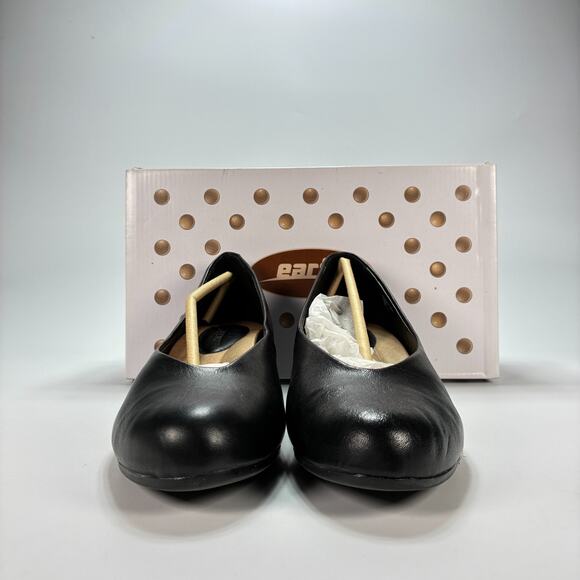 Earth Woodbury Wide Black Calf Leather Flat Slip On Sandal Women’s Size 10D - Picture 2 of 8